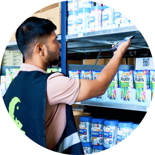 Visual representing ecommerce operations, fulfillment, or supply chain technology