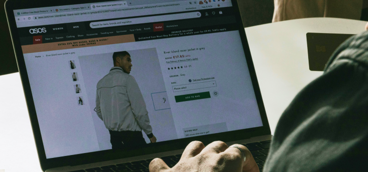 Visual representing ecommerce operations, fulfillment, or supply chain technology